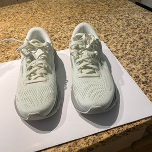 BROOKS WOMEN RUNNING SHOE GHOST 15